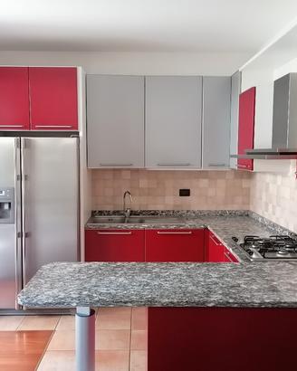 Cucina angolare  e penisola Maistri 325x250x240  