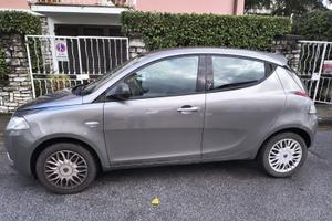 Lancia y 2017 1.2 benzina neopatentati