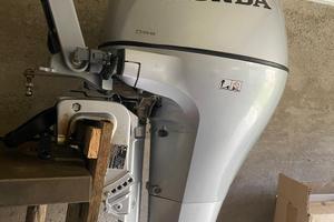 Motore marino 8 cavalli 2 cilindri