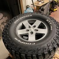 Cerchi e gomme Jeep jk 315/70 r17 cooper stt pro