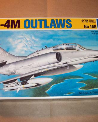 Modellismo aereo – Aerei ACADEMY e ITALERI