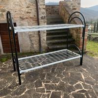Letto a castello in ferro con reti