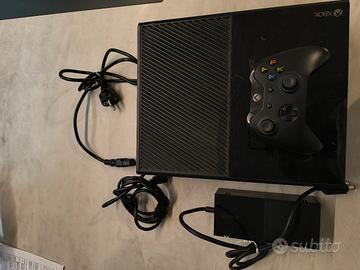 Xbox One + 4 joystick + Giochi