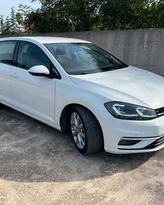 Volkswagen Golf 7.5 DSG executive 1.6 full optiona
