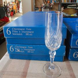 servizio di bicchieri da 12 in cristallo di boemia