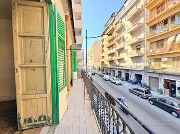 4 LOCALI A PALERMO