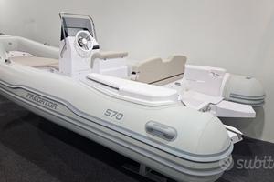 Predator 570 Italboats con Suzuki 40 cv