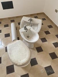 Sanitari wc lavandino gabinetto bide bagno