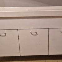 Lavello in ceramica e sottolavello cucina