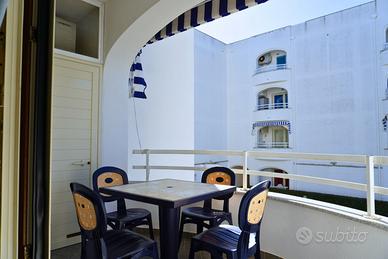 Monolocale con piscina