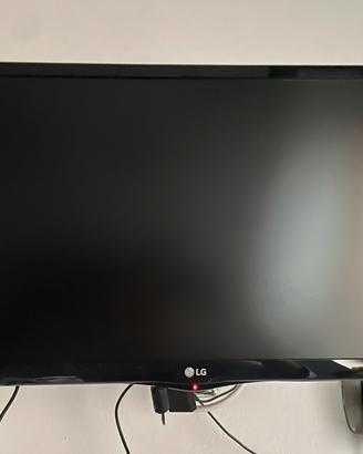 Tv lg ips Led 22” 12/220 v