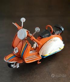 Modellino vespa anni 1950