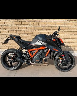 Ktm Superduke 1290r: originali OEM