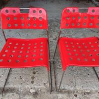 Sedia Omstak rossa impilabile in metallo di Rodney