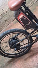 bici a tre ruote eletrica