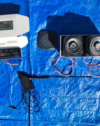 FiAT Panda : radio con casse ed antenna