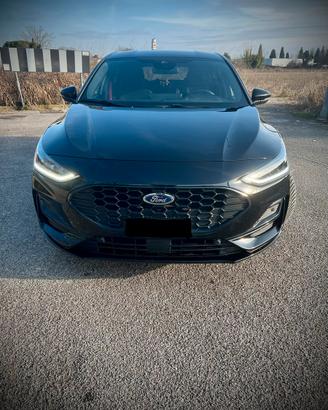 ford focus st-line 2024