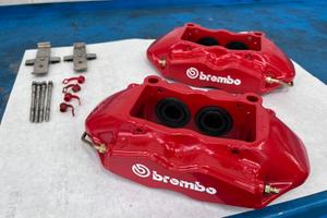 Pinze Brembo Megane RS 4Pistoni Pompanti