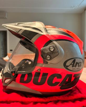 Casco Arai Tour X4 Ducati