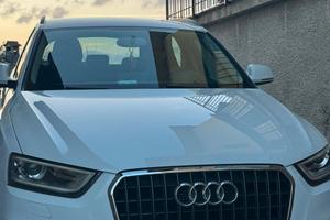 AUDI Q3 2.0TDI S LINE EDITION