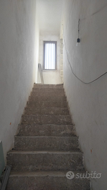 Stanza uso deposito o studio