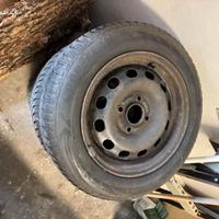 ruote complete invernali per ford fiesta 2016