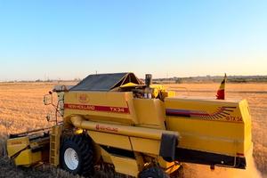 Mietitrebbia new holland TX 34