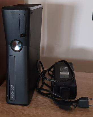 XBOX 360 usata.