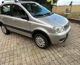 Panda 4x4 climbing