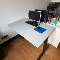 Scrivania ufficio