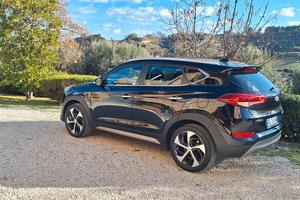 Auto Hiundai tucson xpossibol