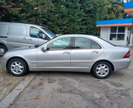 MERCEDES Classe C 200