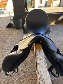 Sella da dressage Equiline