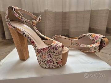 Scarpa da donna con tacco 10