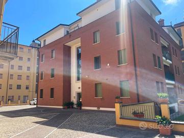 Appartamento di 57 m² con 2 locali e box auto a Cr