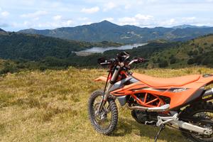 KTM 690 enduro perfetta e pronta all'avventura