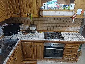 cucina  componibile in legno massello rovere