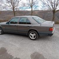 Mercedes 300E