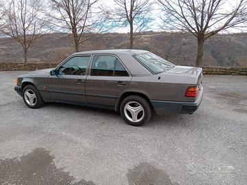 Mercedes 300E