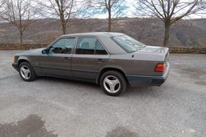 Mercedes 300E