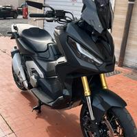 XADV 750