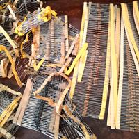 Resistenze nuove varie capacità, lotto. 