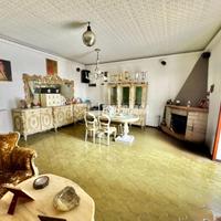 AMPIO E LUMINOSO APPARTAMENTO DI 170 MQ A VIA EGIZ