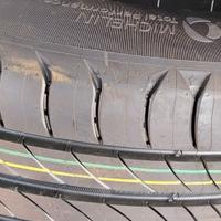 Ruota completa Michelin 215/60/17