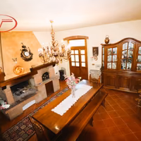 Porzione di Casa Colonica Ristrutturata con Materi