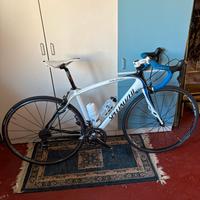 Bici corsa carbonio Specialized Roubaix
