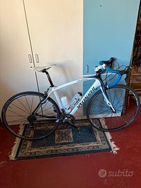 Bici corsa carbonio Specialized Roubaix