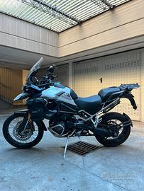 Triumph Tiger 1200 rally pro