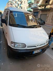 Nissan Vanette Cargo  82.000km  Diesel Anno 2001