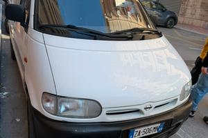 Nissan Vanette Cargo  82.000km  Diesel Anno 2001